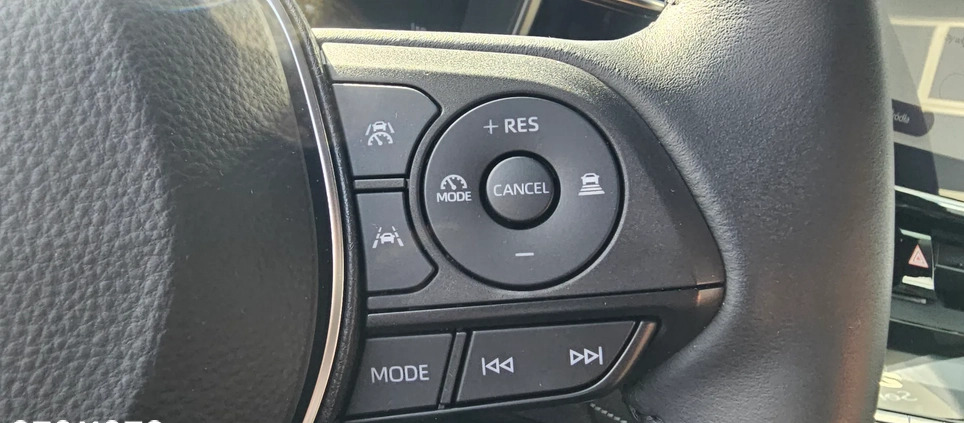 Suzuki Swace cena 126590 przebieg: 2600, rok produkcji 2023 z Gdynia małe 211